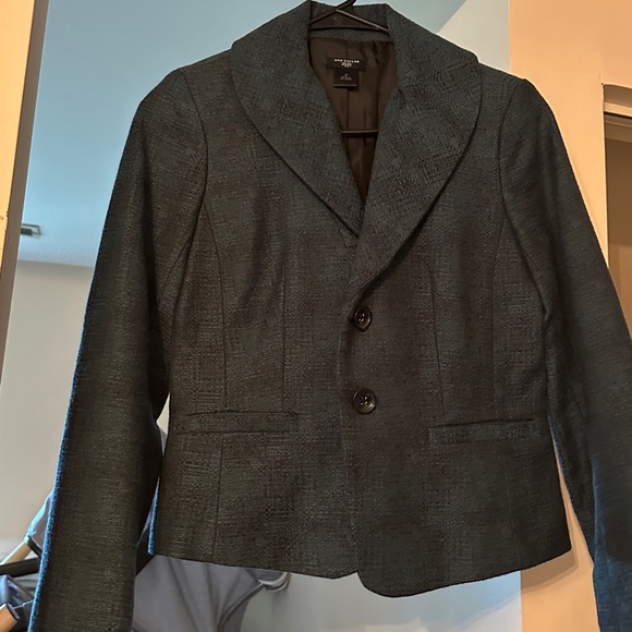 Ann Taylor 2p Dark Gray Blazer with Button Closure - Picture 4 of 6